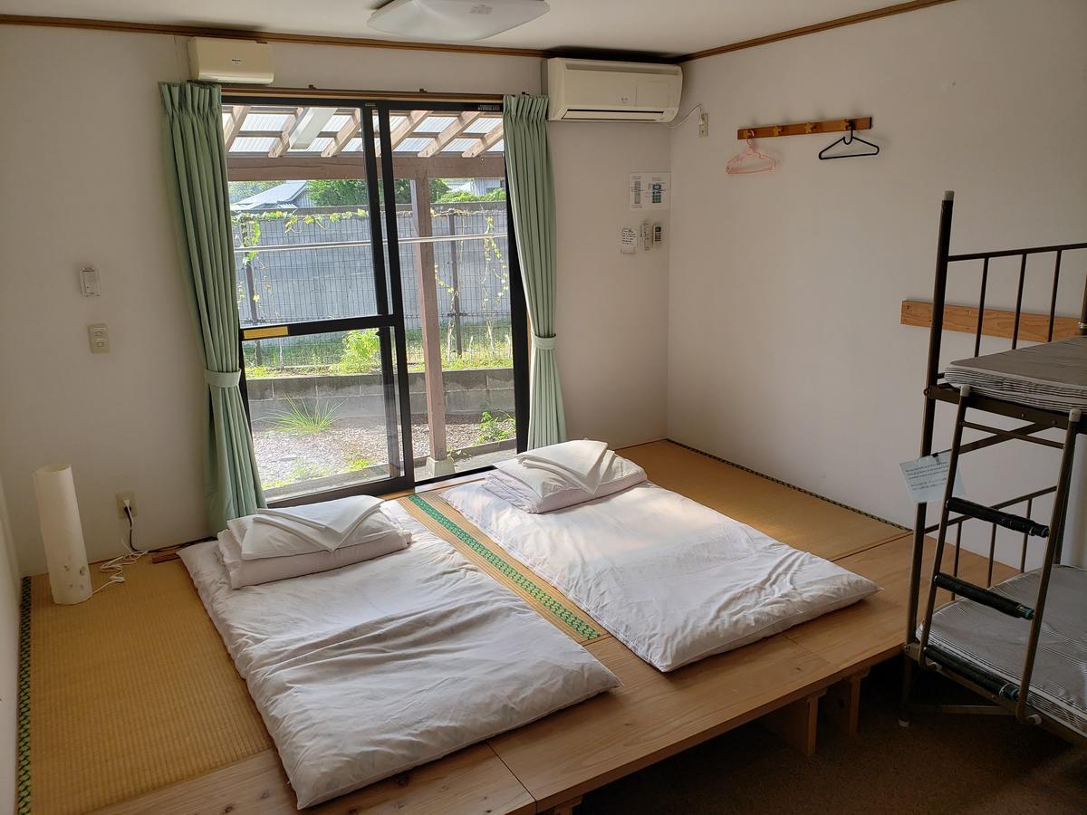 Yakushima Youth Hostel Zewnętrze zdjęcie